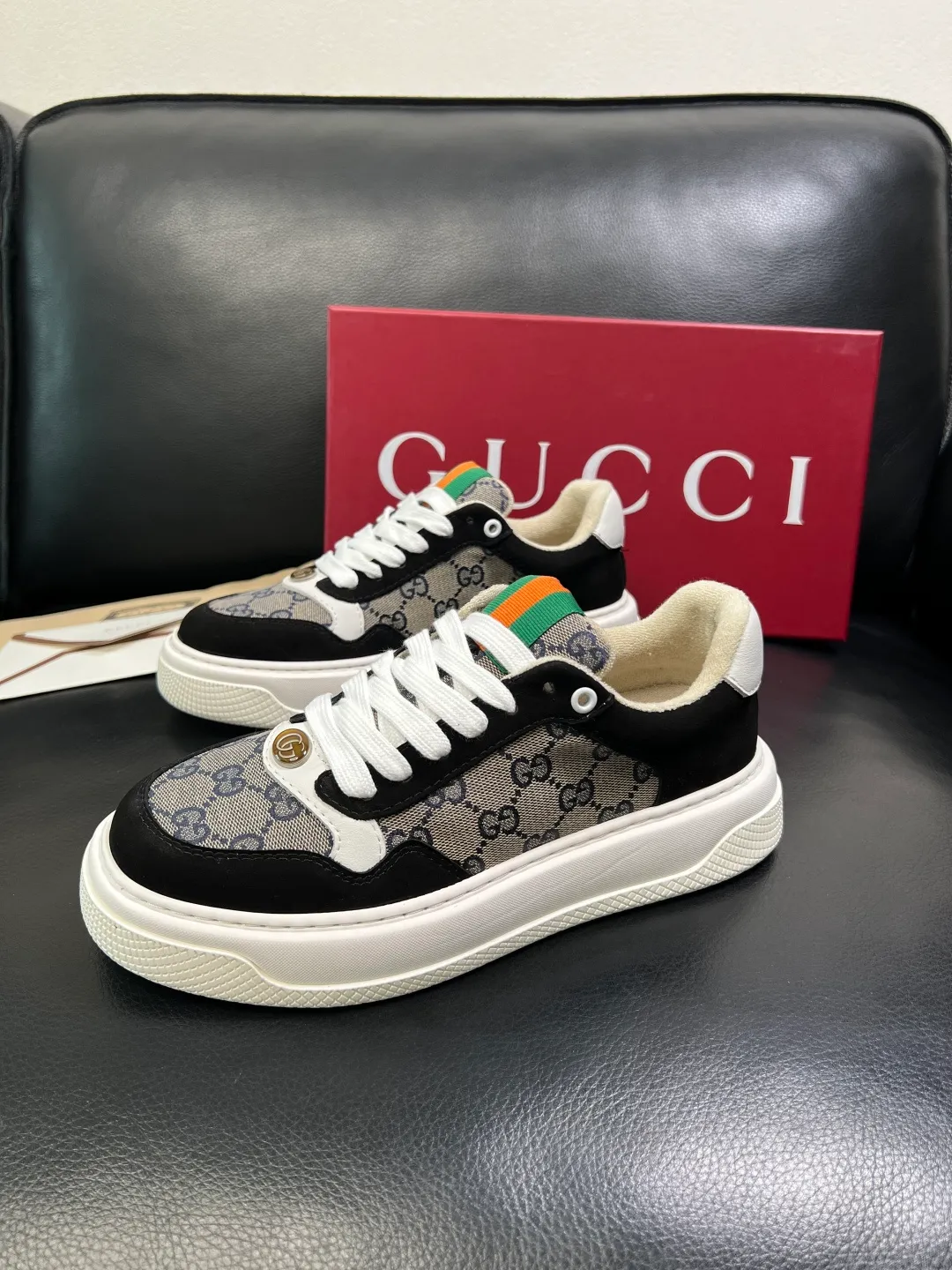 Men's shoes 💰780 Gucci high quality top crafts Gucci counter new original factory configuration, imported cowhide fabric from Italy, imported cowhide lining, breathable and comfortable, sole: original factory special supply original sole super comfortable, original factory and single goods, welcome to compare, code number 38-44 (customized 45)